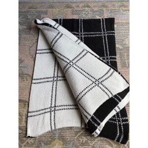 DKNY  Windowpane 50x60” Soft Throw Blanket